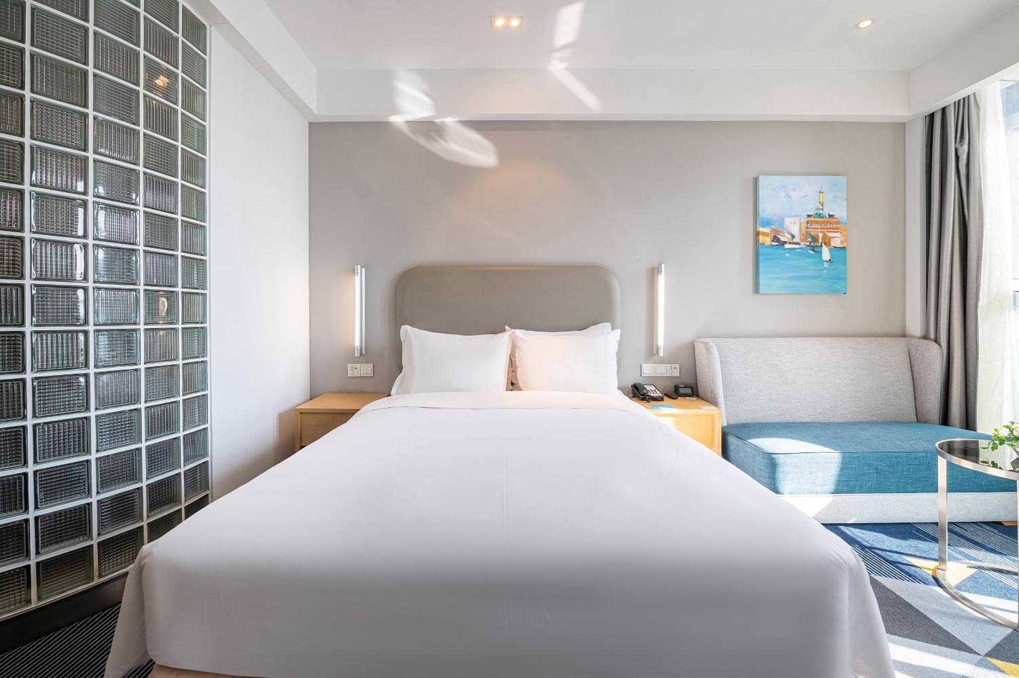 Holiday Inn Express - Qingdao West Coast By Ihg Exterior photo